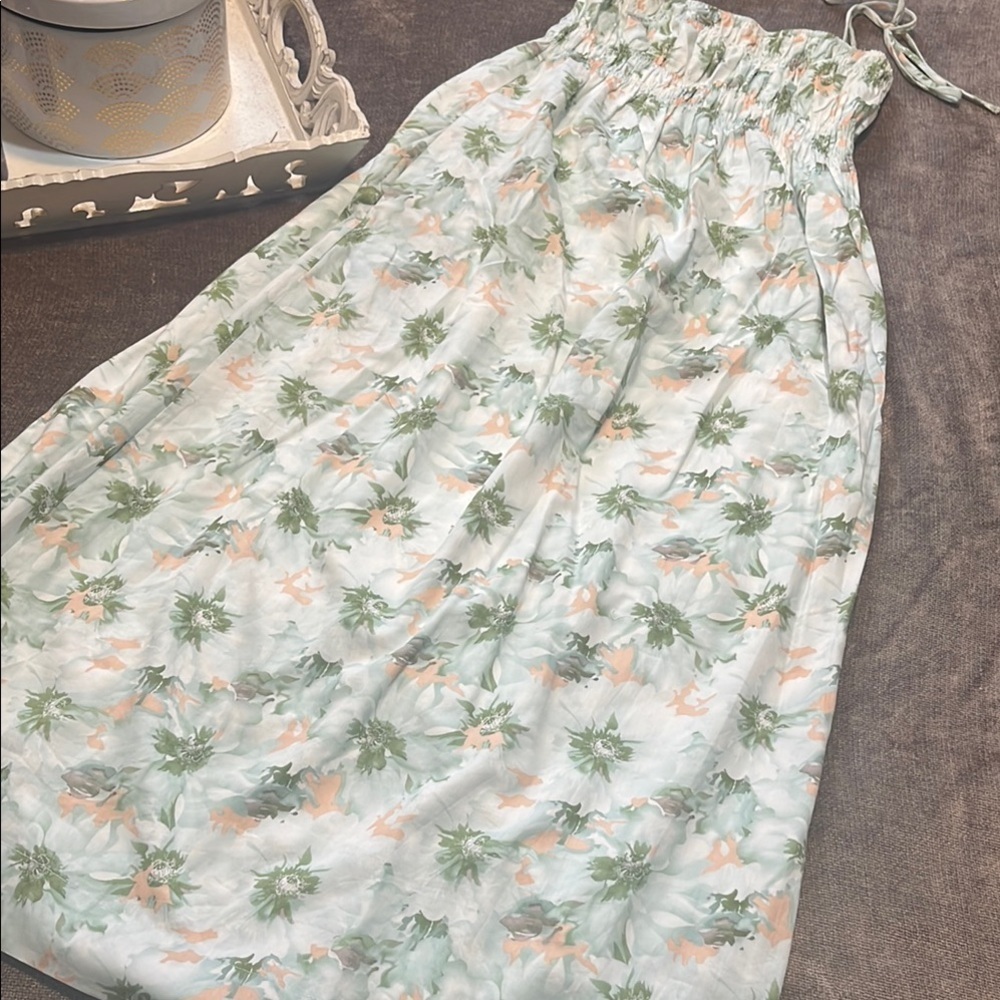 Best Bliss Green Floral Print Tie-Strap Midi Dress With Pockets